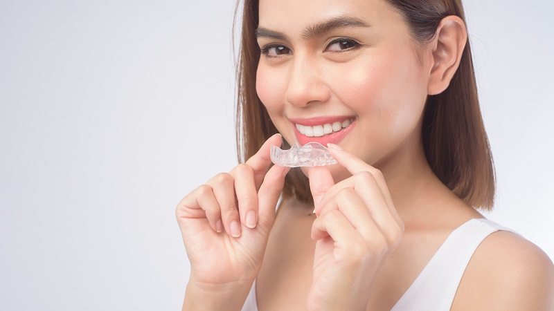 Transform Your Smile with Invisalign: A Comprehensive Guide to the Benefits